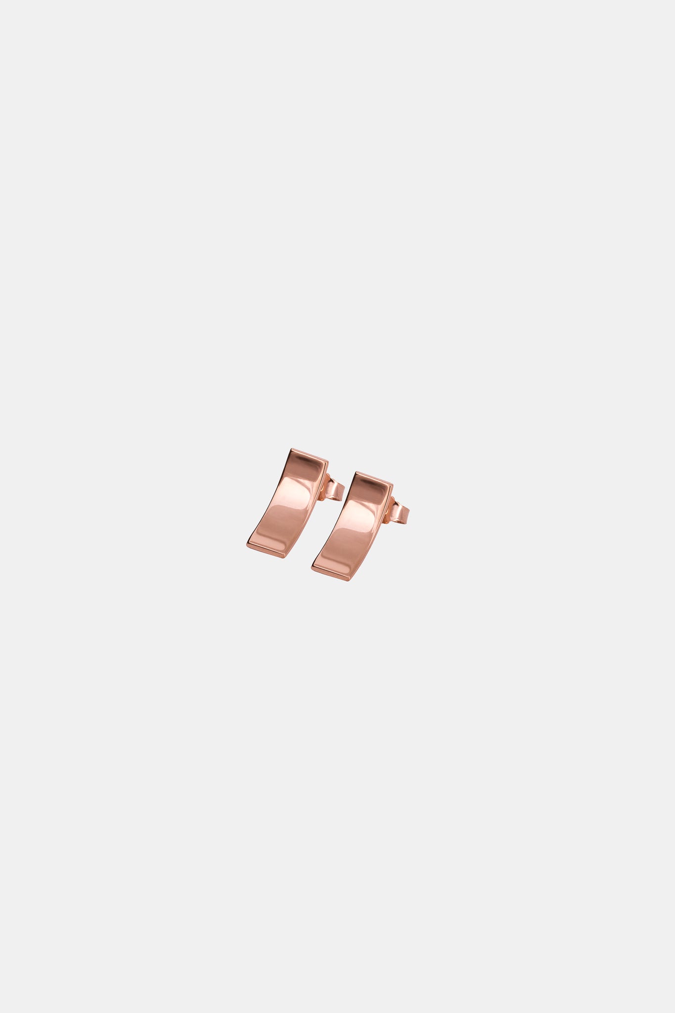 Rose gold plated minimalistic earrings made in Germany